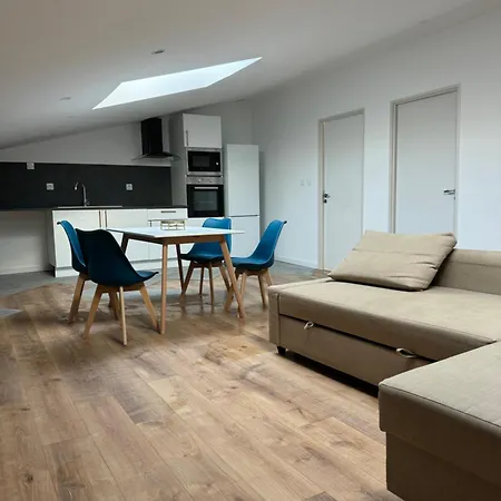 Le Nid 60 M2 Avec Clim Apartment